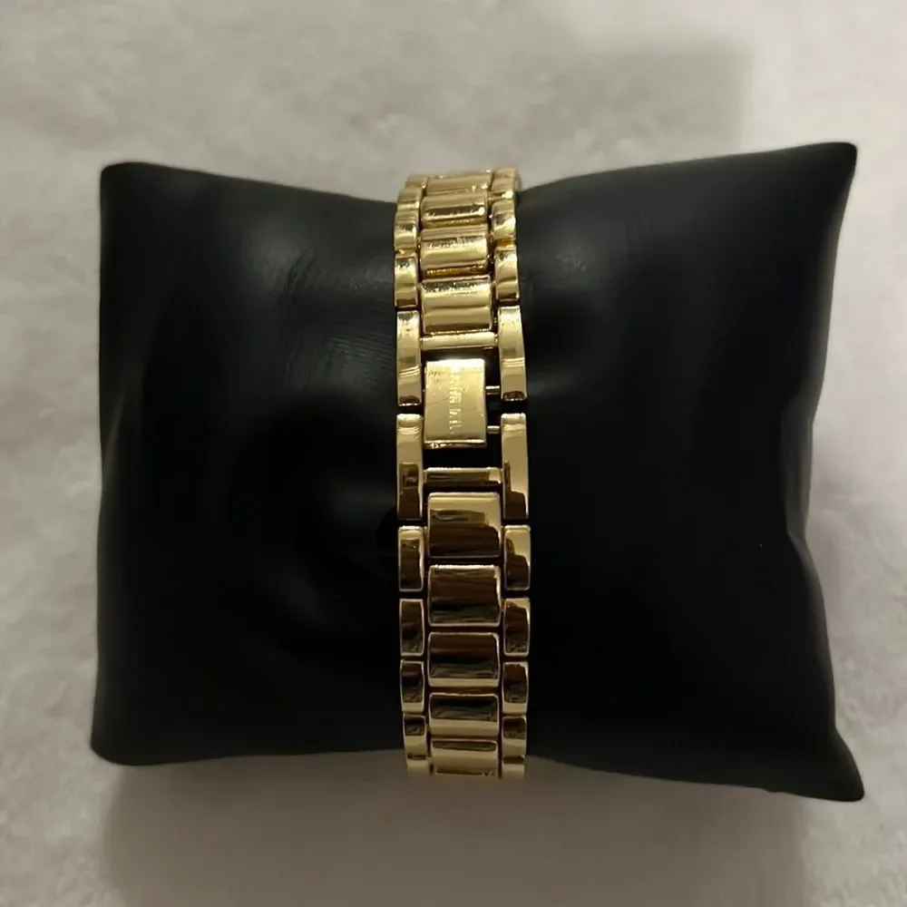 𝅺steve Madden Watch